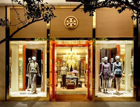 tory burch canada locations.